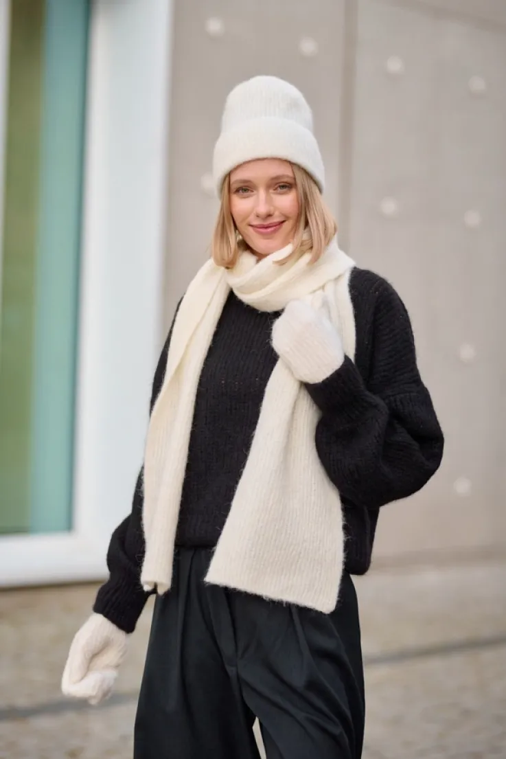 More'moi Czapka Mist Oat Milky