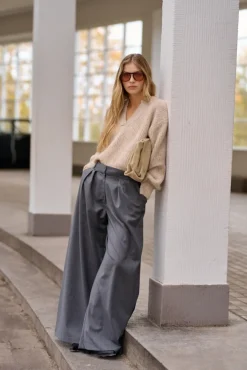 More'moi Sweter Madeline Light Beige