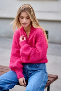 More'moi Sweter Madeline Vivid Pink